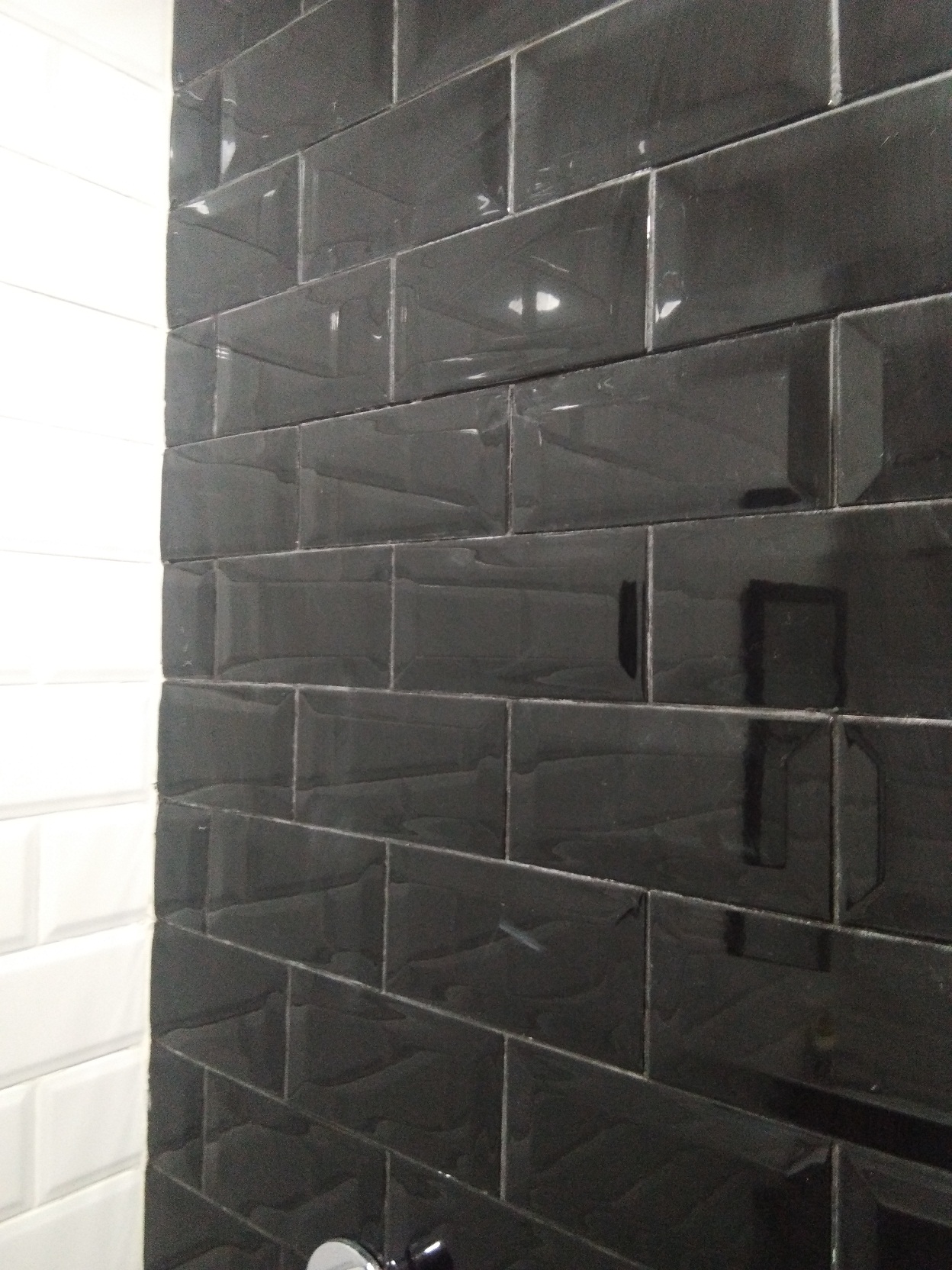 Latest Black Subway Tile in delhi | Artimozz Walls & Floors